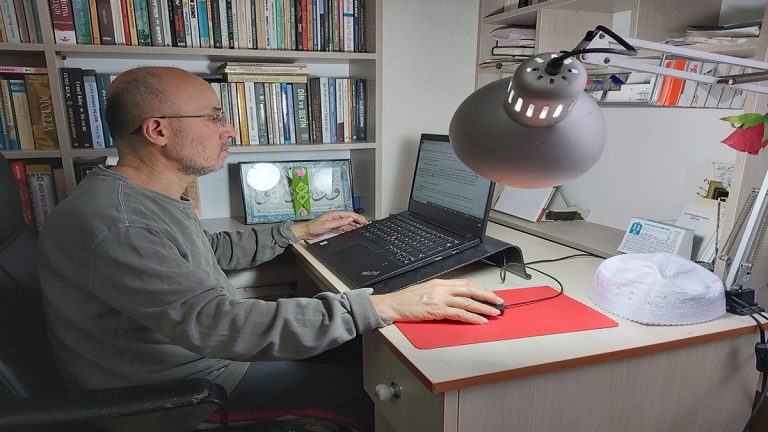 TEVRAT ve İNCİL’İN BOZULMADIĞI İDDİASINA KUR’AN’DAN DELİL ARAMA GAYRETLERİ